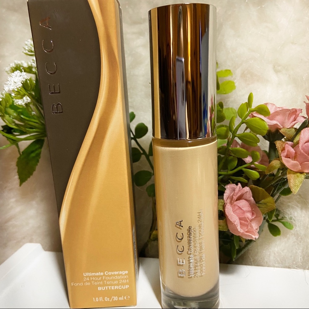 HOST PICK✨Becca Ultimate Coverage Foundation